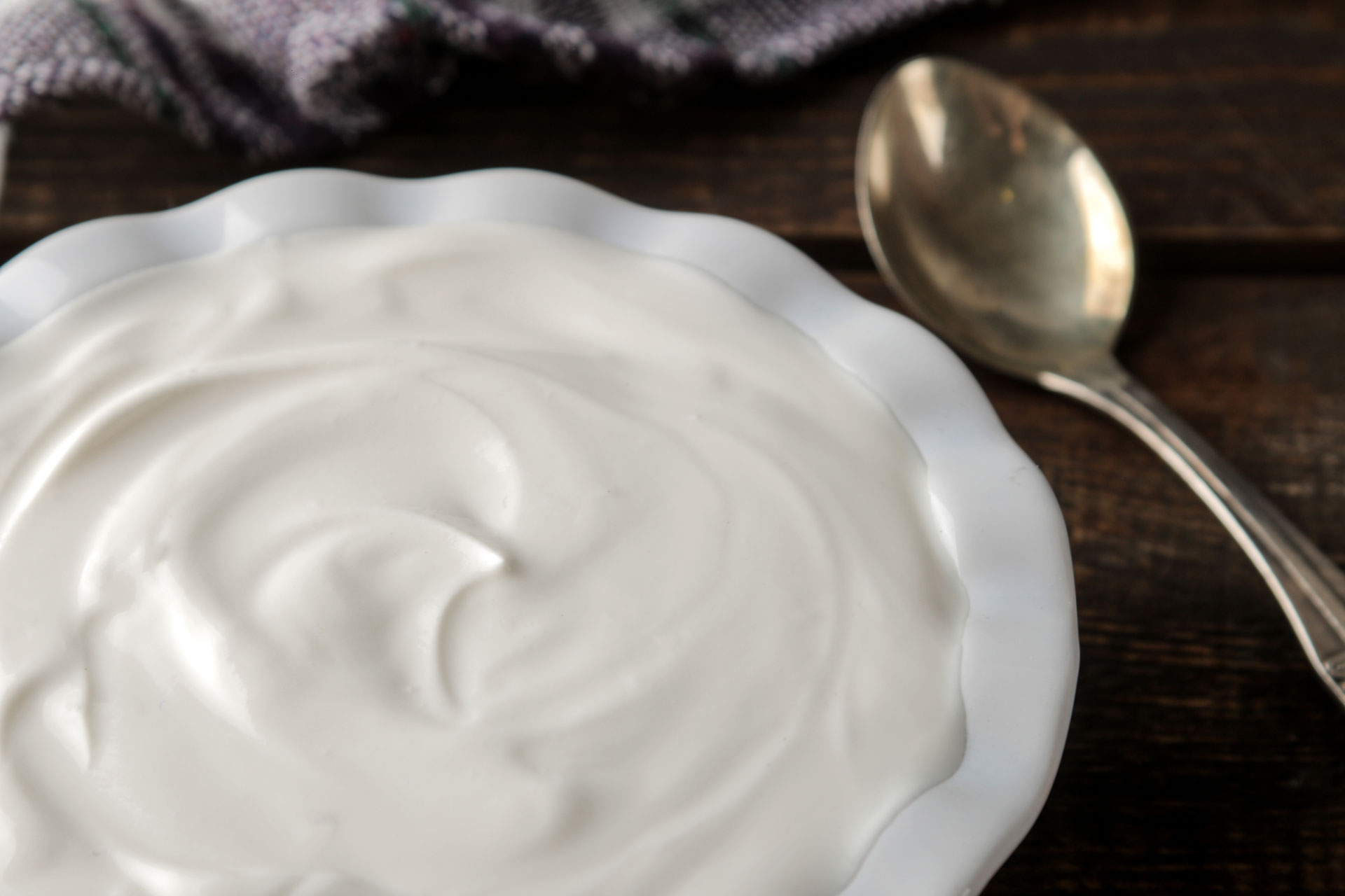 The application of milk proteins in the stabilization of yogurt